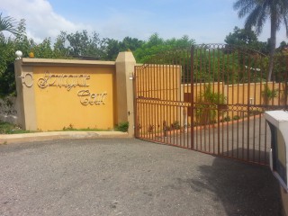 Springvale Courts Apts, Kingston / St. Andrew, Jamaica - Apartment for Lease/rental